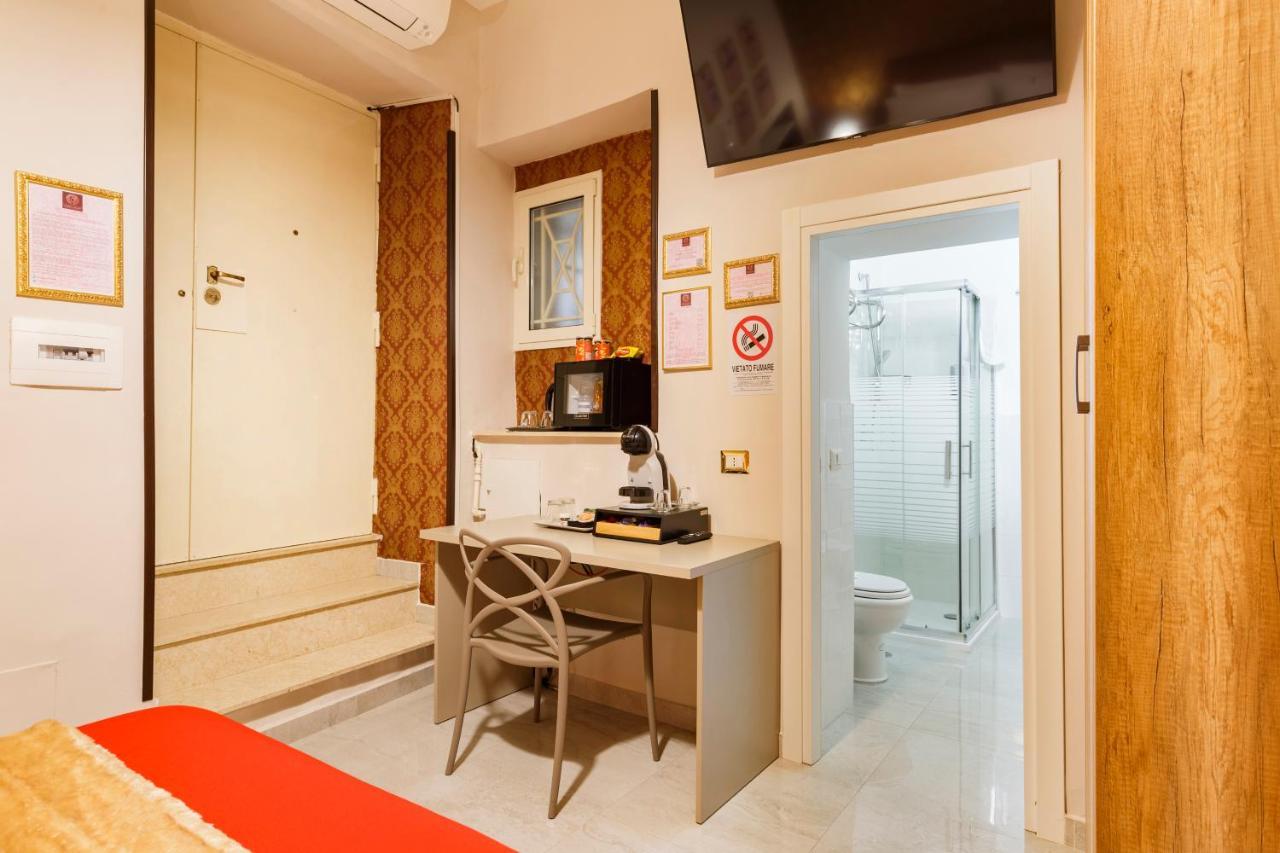Spinacorona Room Naples Exterior photo