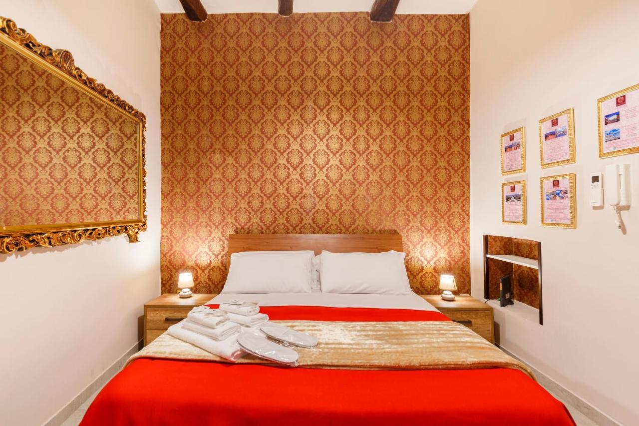 Spinacorona Room Naples Exterior photo
